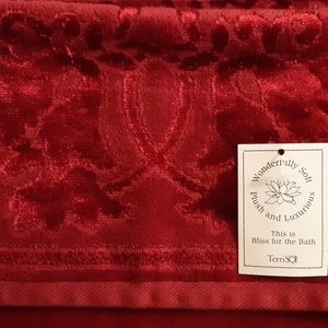 2 Luxurious Bath Towels Sets and more